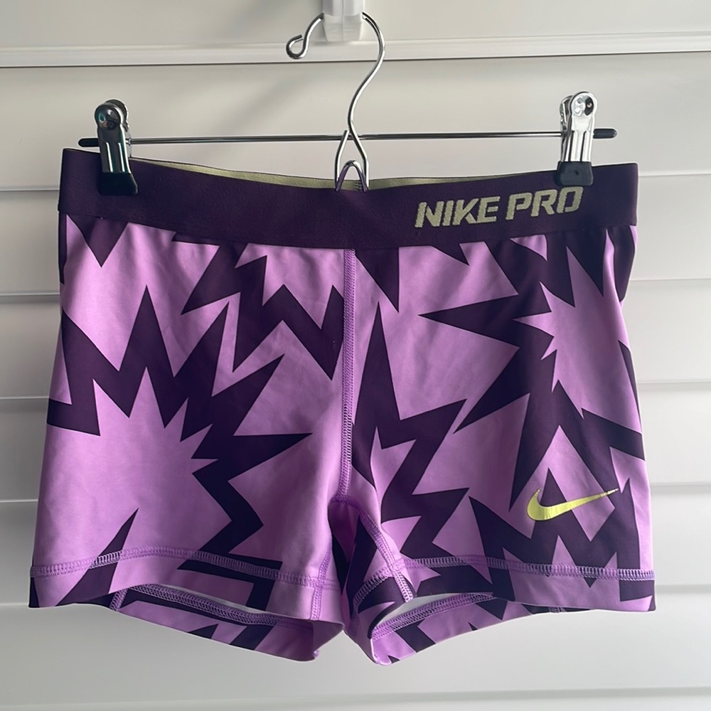 Nike Pro 3” Women’s Volleyball Spandex Shorts, Size Medium, Purple/Plum/Lavender